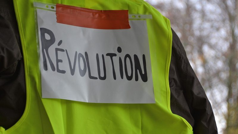 Yellow Vests: The search for a “collective Robespierre”, for a new Incorruptible!