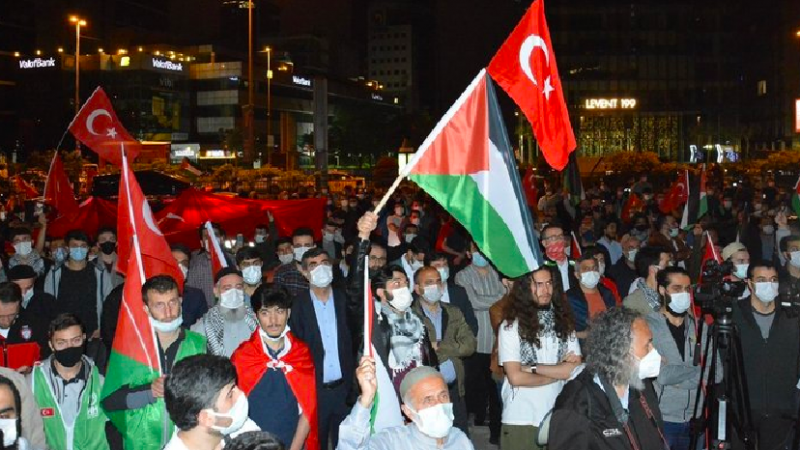 Protests in Türkiye after the attack on the hospital in Gaza